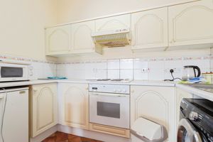Kitchen- click for photo gallery